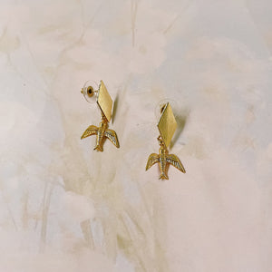 Golondrina rombos
